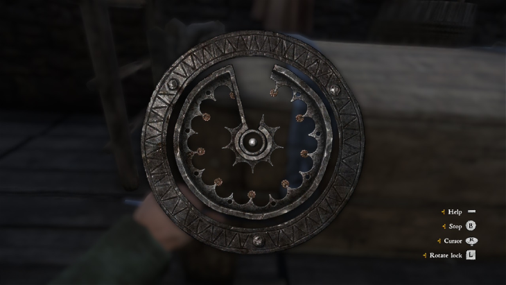 Picking a lock in Kingdom Come: Deliverance.